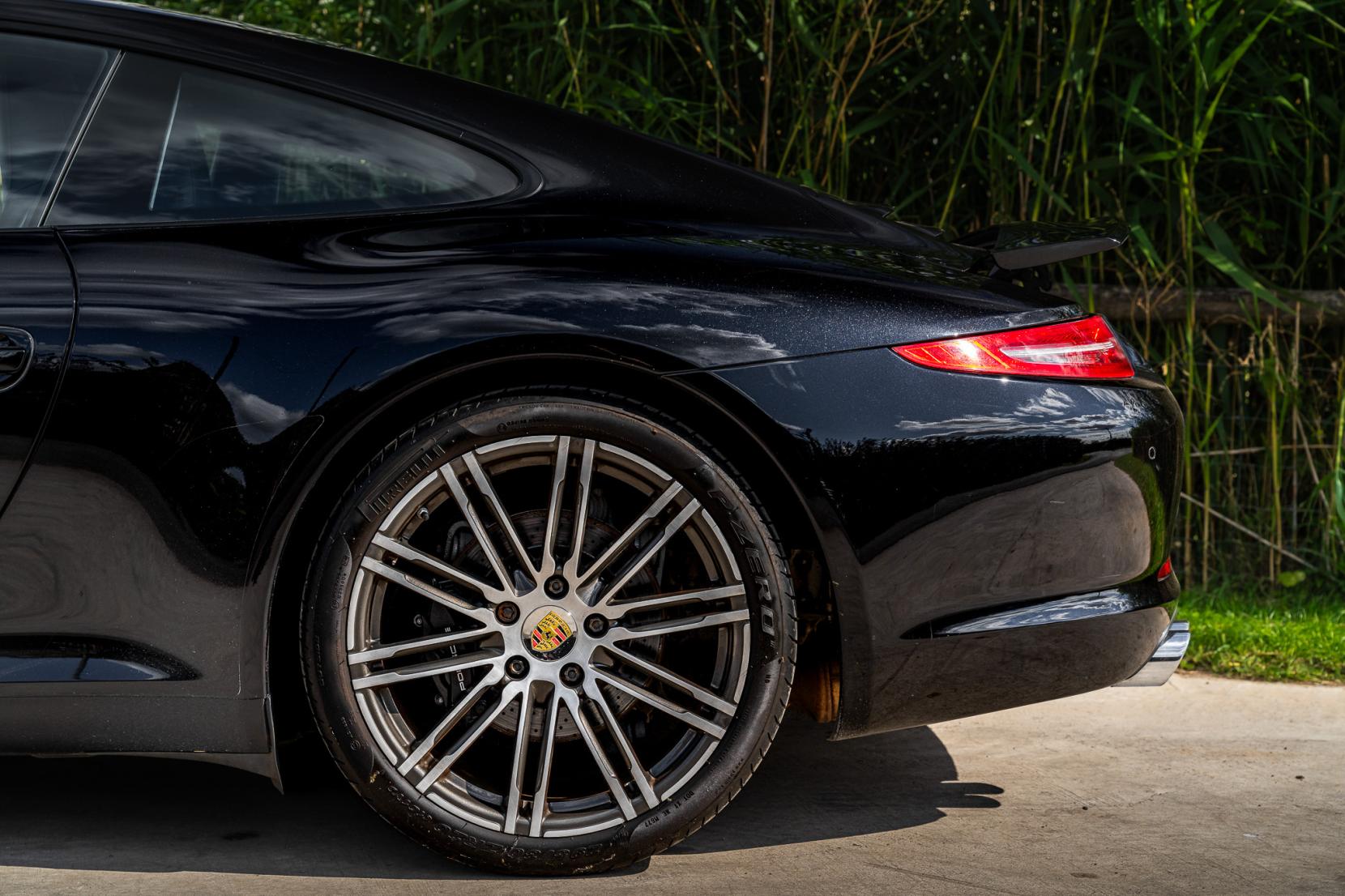 Porsche 911 3.4 991 Carrera Black Edition Coupe 2dr Petrol PDK Euro 6 (s/s) (350 ps)