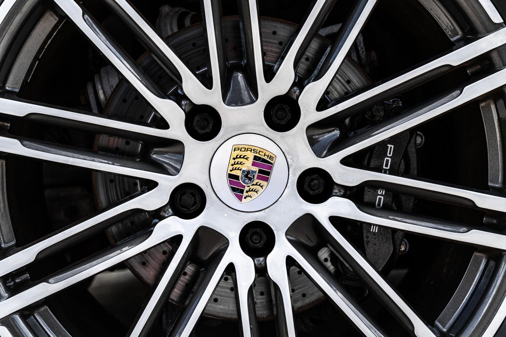 Porsche 911 3.4 991 Carrera Black Edition Coupe 2dr Petrol PDK Euro 6 (s/s) (350 ps)