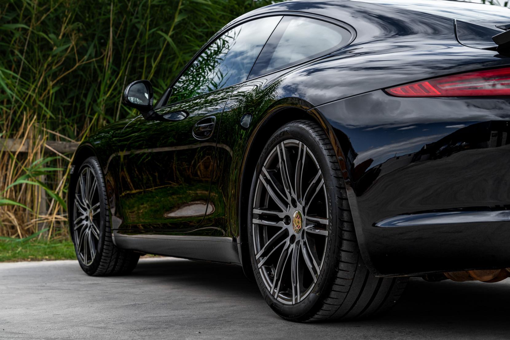 Porsche 911 3.4 991 Carrera Black Edition Coupe 2dr Petrol PDK Euro 6 (s/s) (350 ps)
